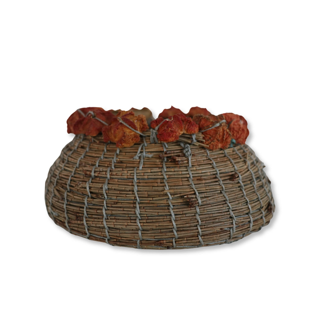 She oak bowl with gum blossom