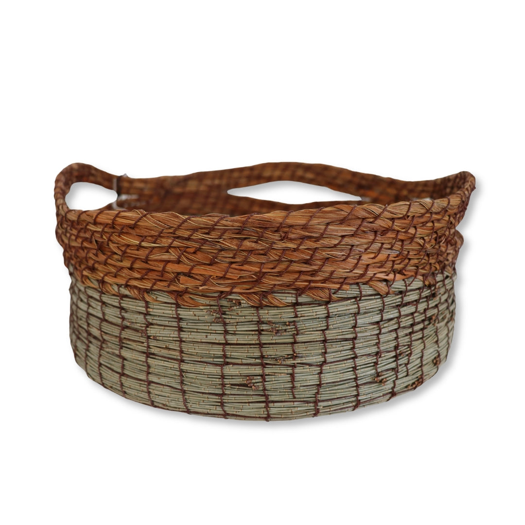 She oak basket with handles (2 tone)